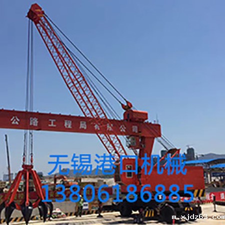 DLQ型电动轮胎式起重机（地铁深基坑挖土专用）